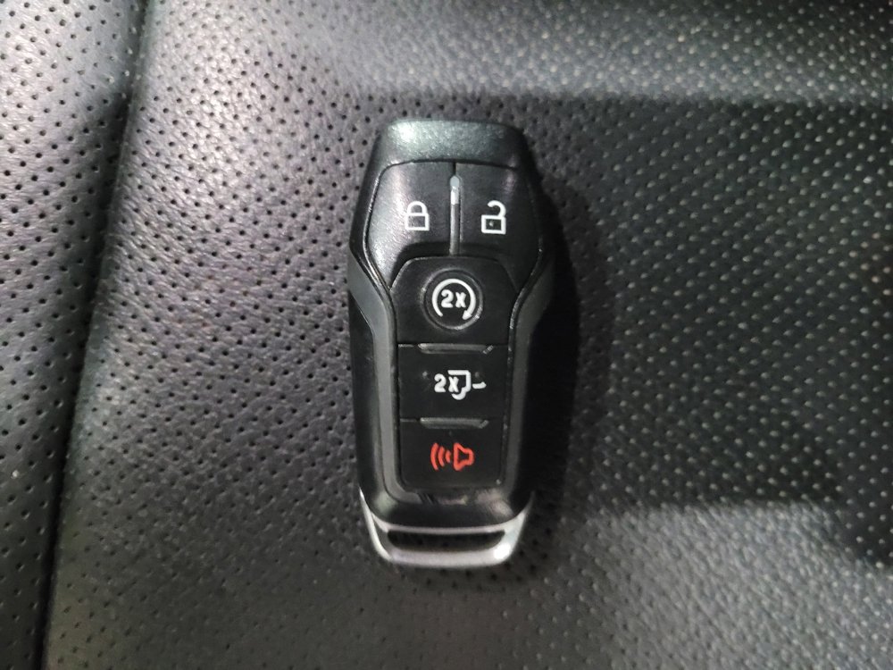 Used 2017 Ford F150 Lariat w/ Equipment Group 502A Luxury image 32