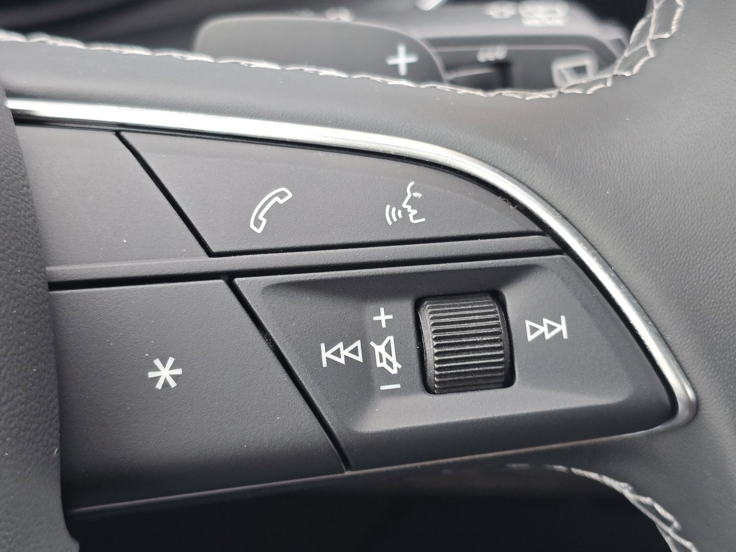 New 2026 Audi Q8 Premium Plus image 16