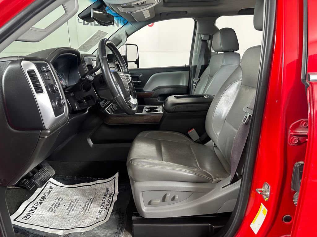 Used 2017 GMC Sierra 2500 SLT w/ Duramax Plus Package image 19