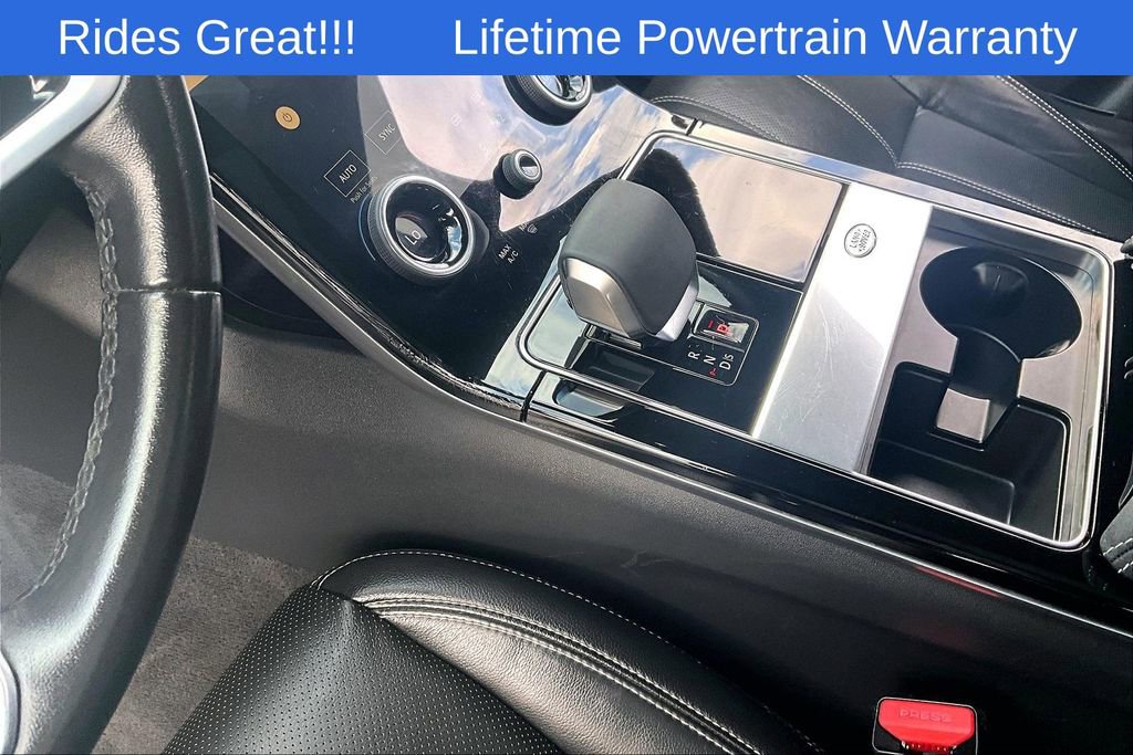 Used 2023 Land Rover Range Rover Velar R-Dynamic S image 19