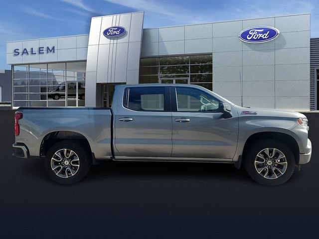 Used 2026 Chevrolet Silverado 1500 RST w/ Z71 Off-Road Package AWD/4WD image 2