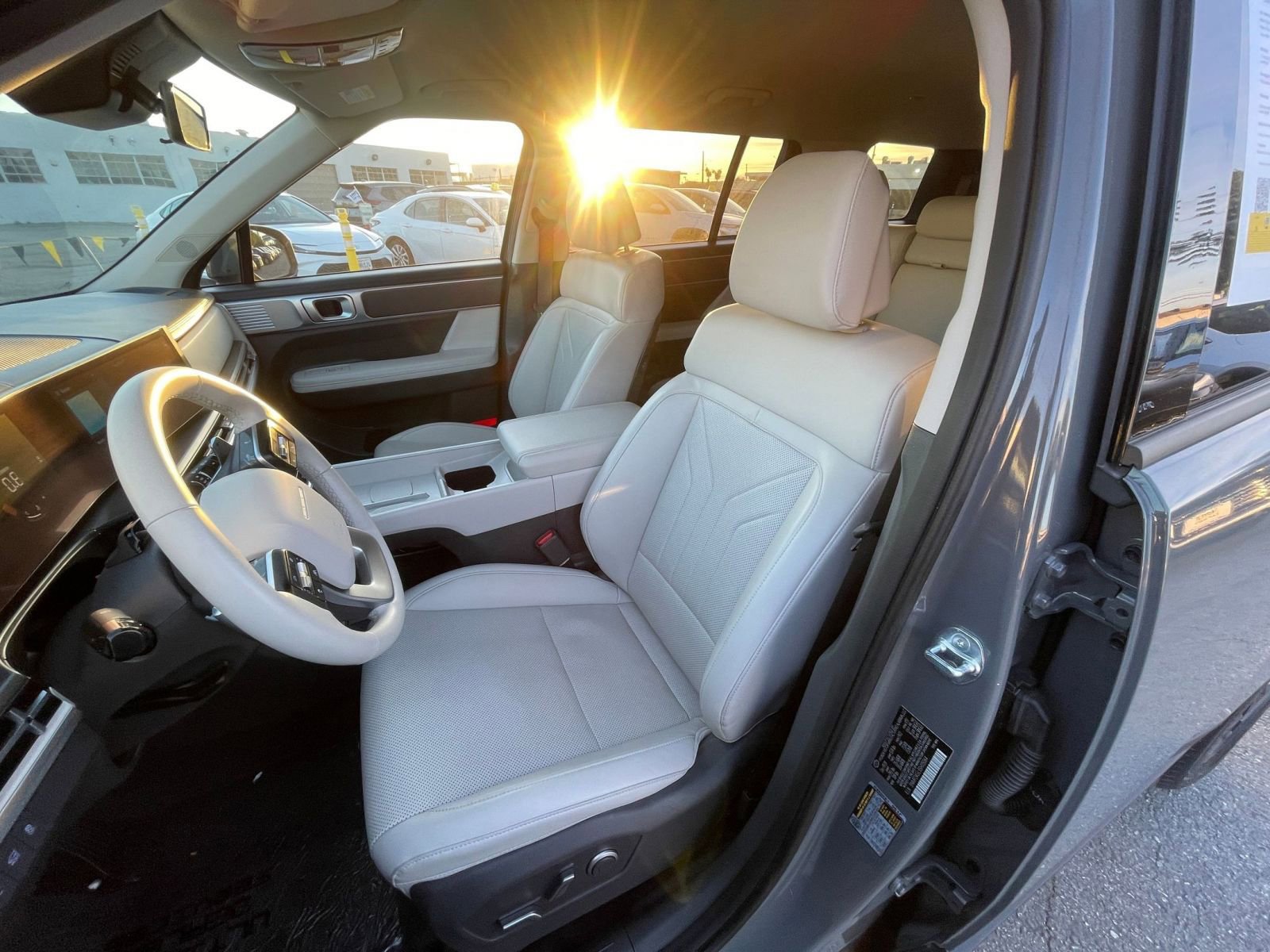 Used 2025 Hyundai Santa Fe SEL image 36