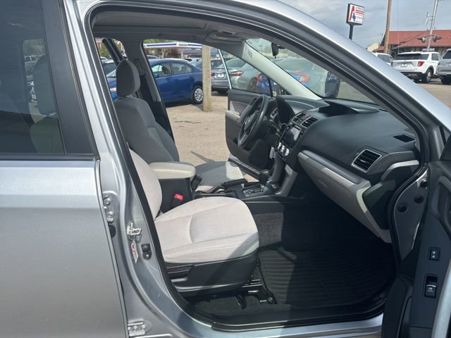Used 2018 Subaru Forester 2.5i Premium w/ All-Weather Package AWD/4WD image 14