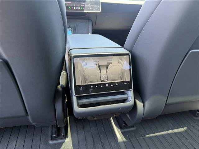 Used 2025 Tesla Model 3 Long Range RWD image 23