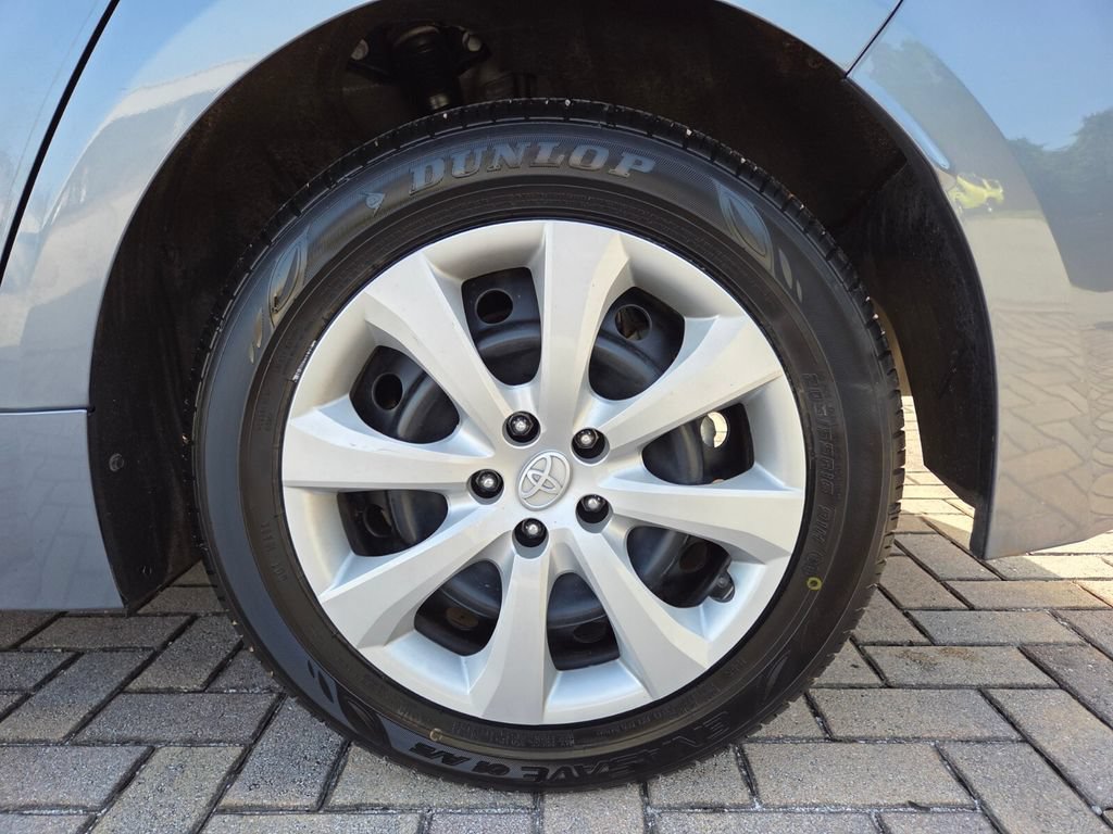 Certified 2024 Toyota Corolla LE FWD image 19
