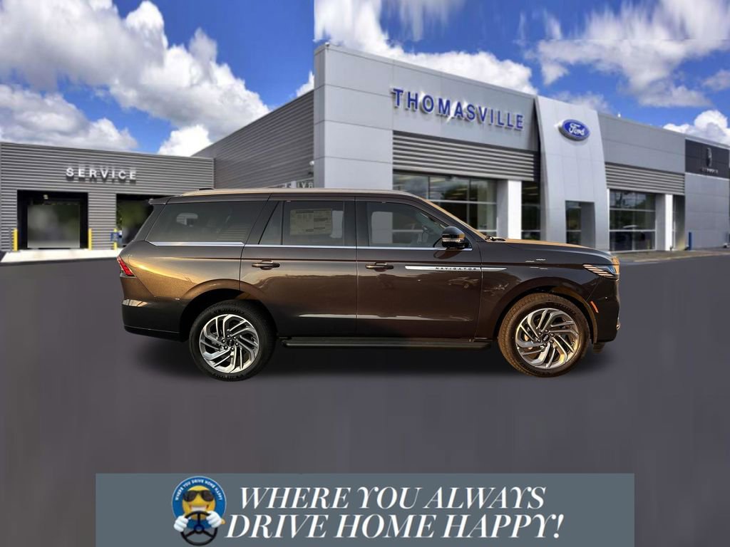 New 2026 Lincoln Navigator Premiere image 2
