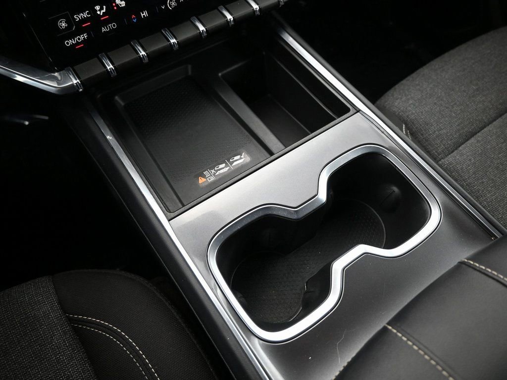 Used 2025 GMC Acadia Elevation image 15