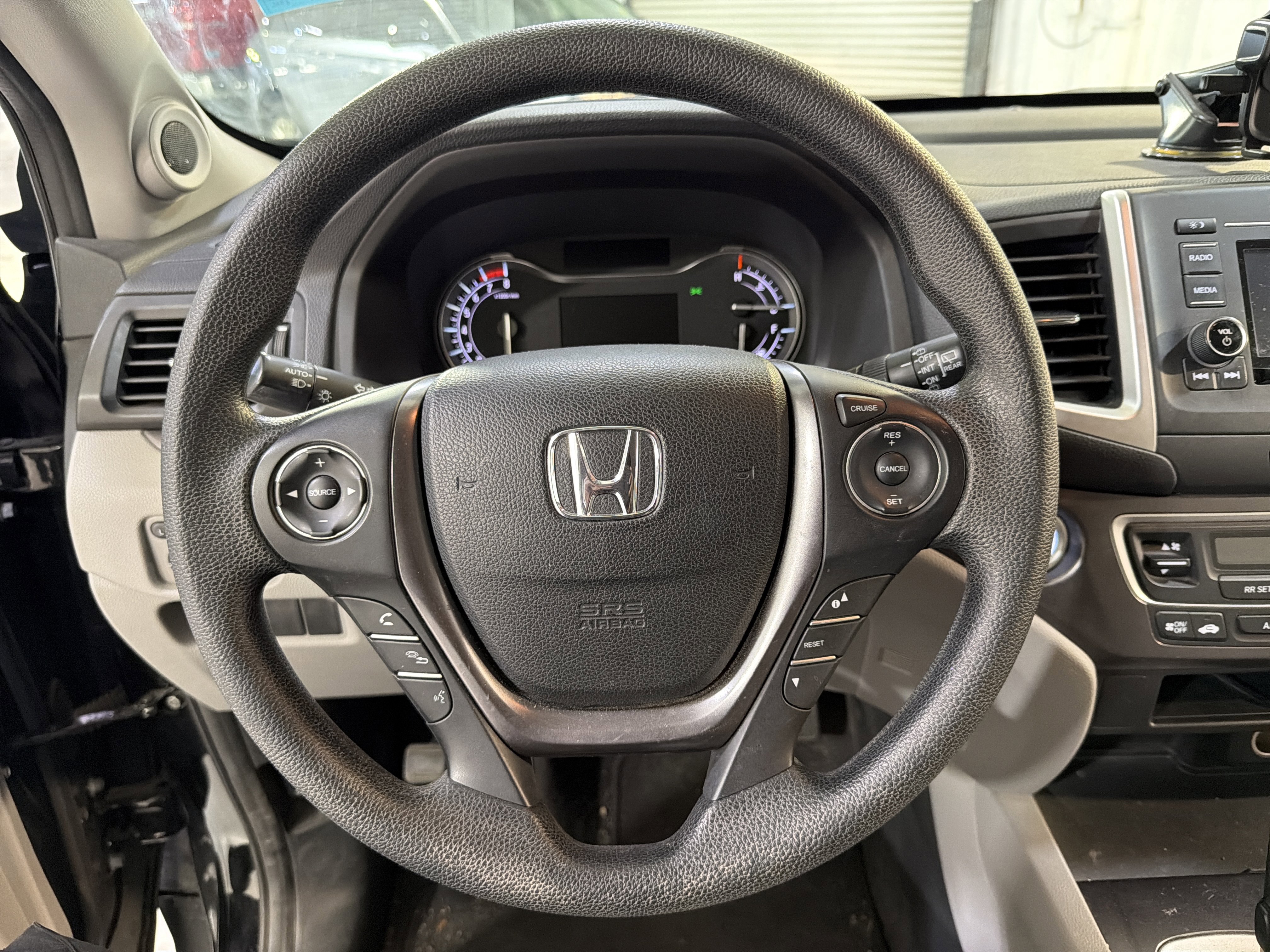 Used 2018 Honda Pilot LX image 16