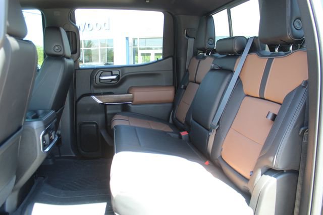 Used 2022 Chevrolet Silverado 1500 High Country w/ Safety Package II AWD/4WD image 33