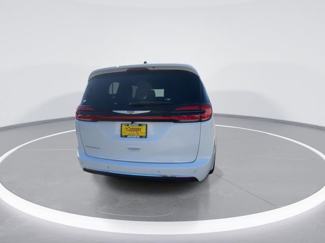 New 2026 Chrysler Pacifica Select FWD image 7