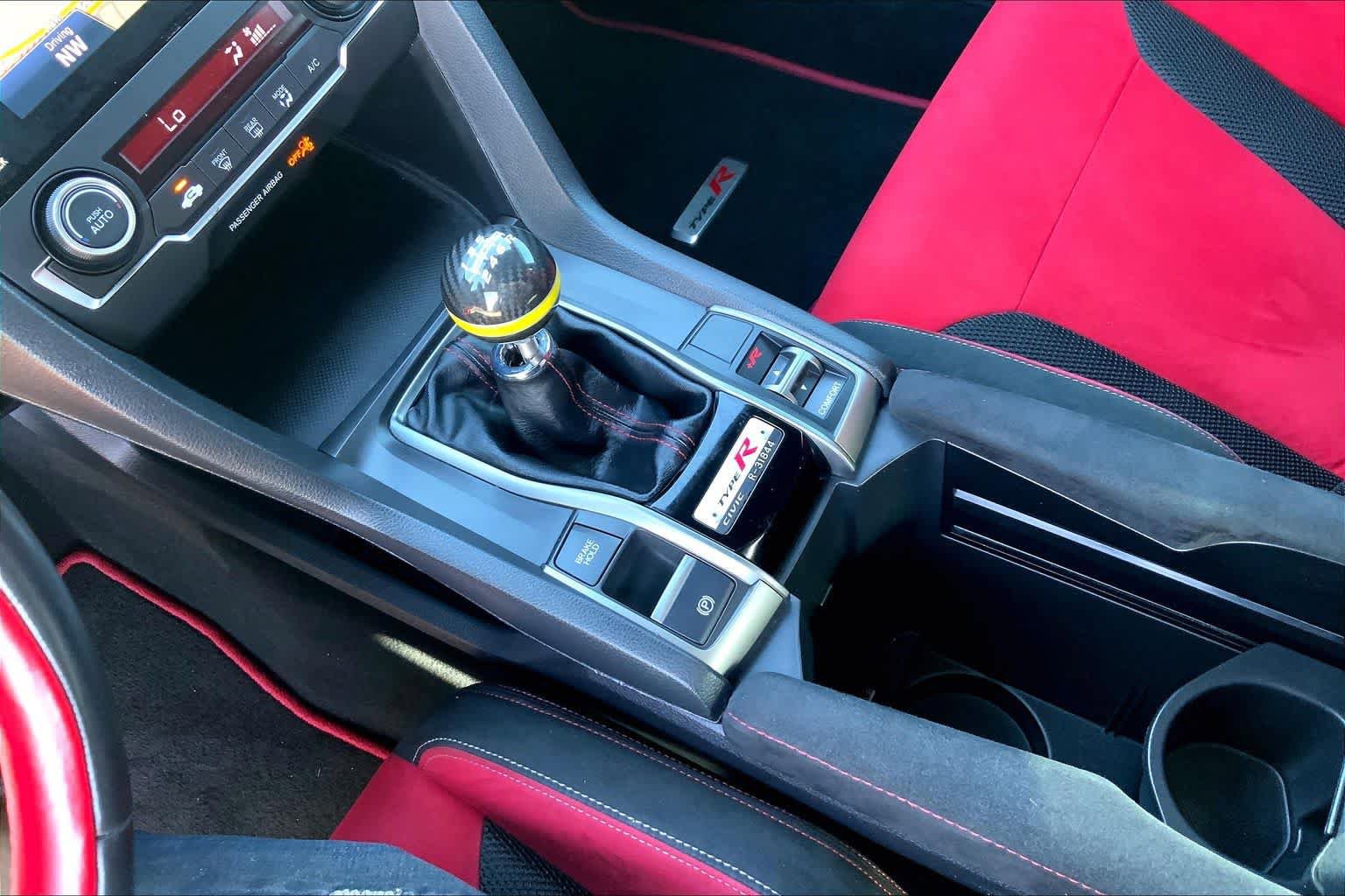Used 2018 Honda Civic Type R image 15