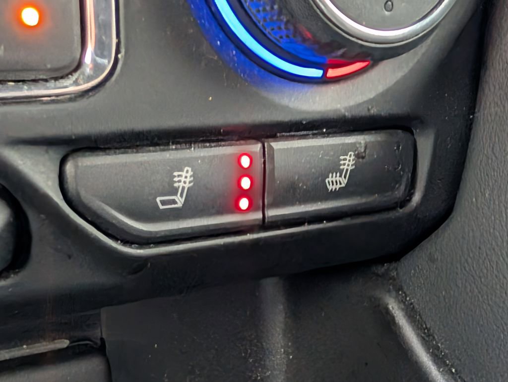 Used 2021 Chevrolet Suburban RST w/ Luxury Package image 22