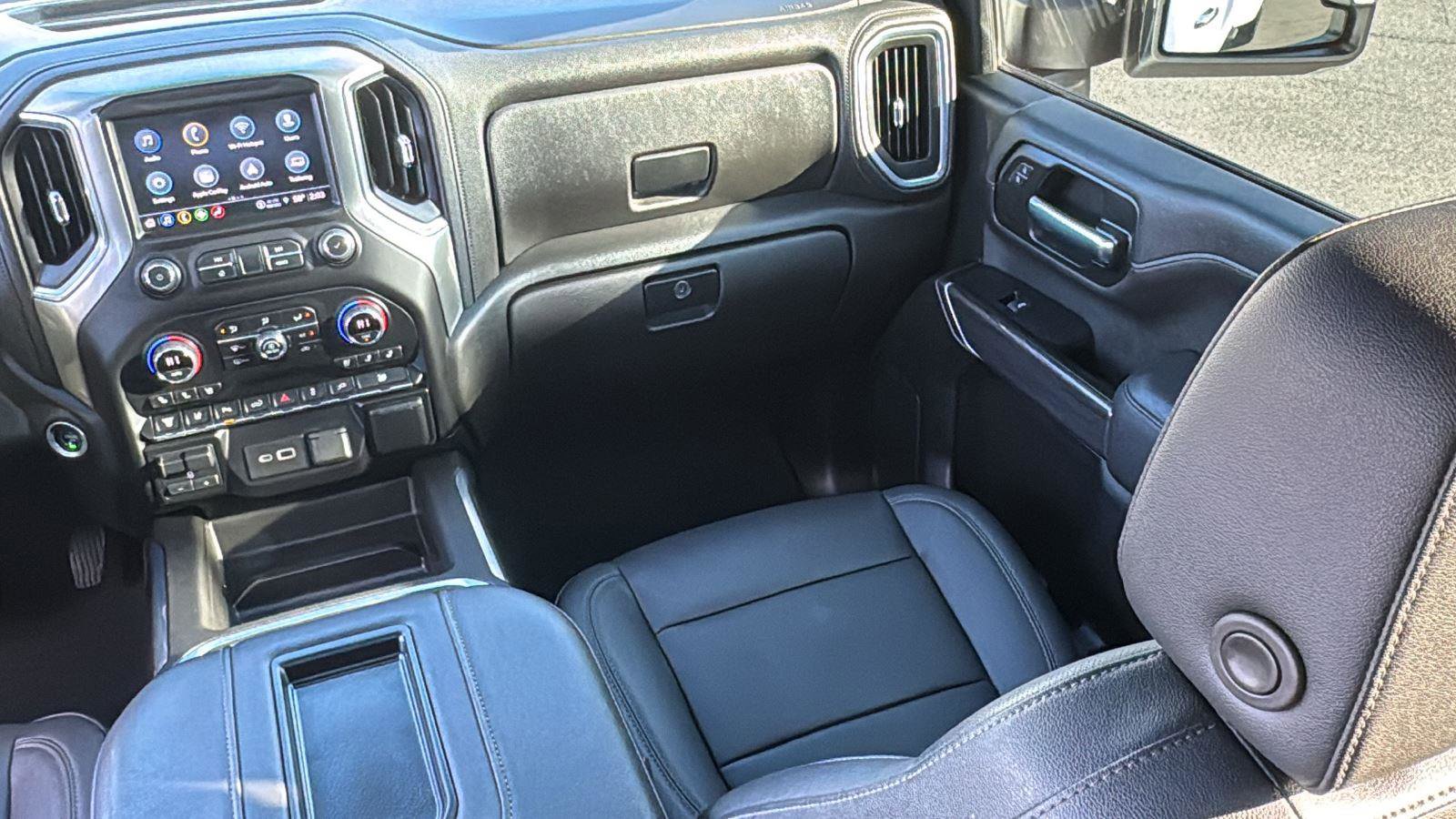 Certified 2022 Chevrolet Silverado 3500 LTZ w/ LTZ Plus Package image 25