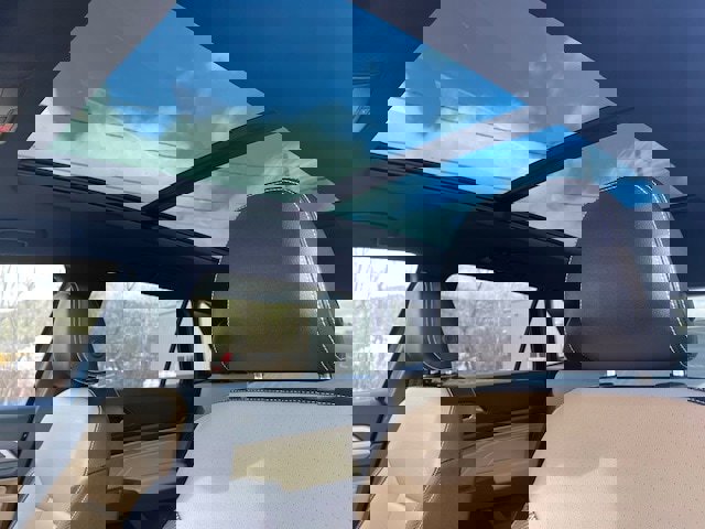 Used 2023 Volkswagen Atlas Cross Sport SEL image 14