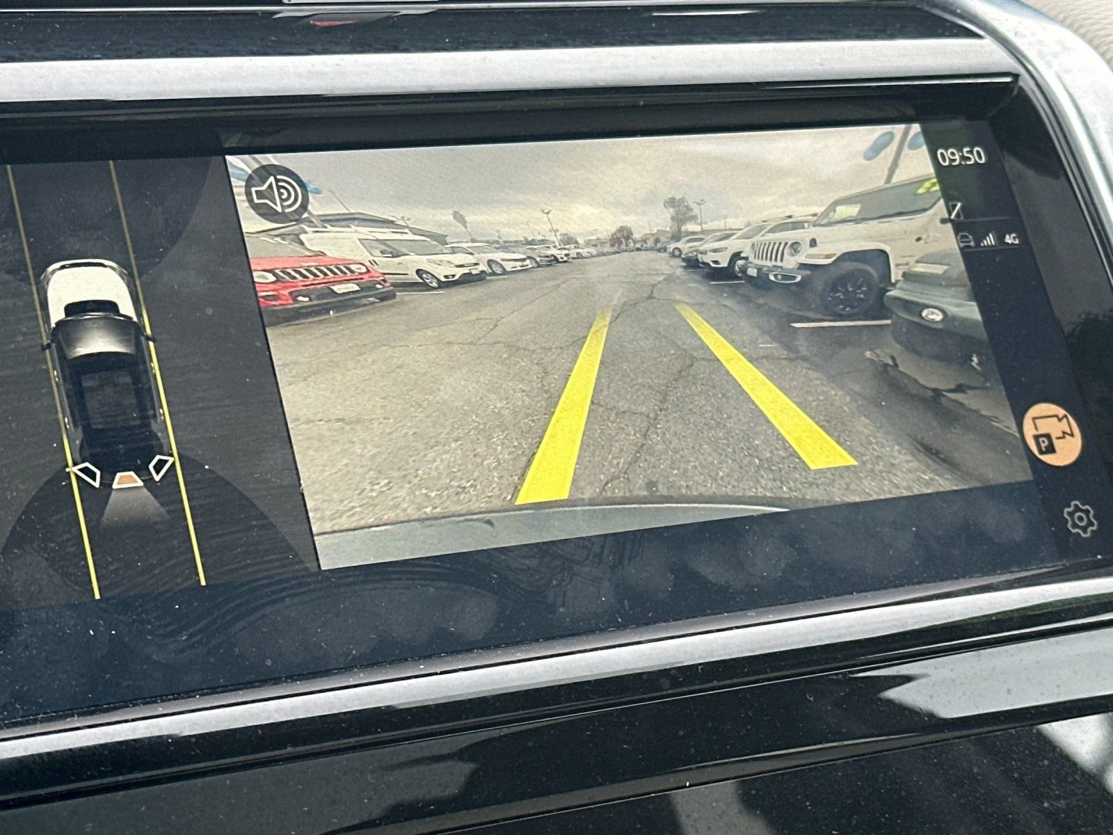 Used 2022 Land Rover Discovery Sport S R-Dynamic image 20