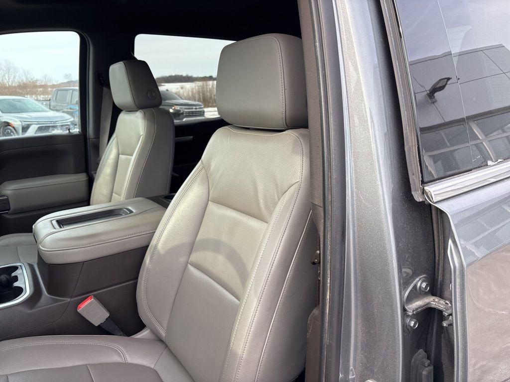 Used 2020 Chevrolet Silverado 1500 LTZ w/ LTZ Plus Package image 12