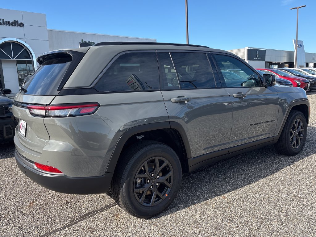 New 2027 Jeep Grand Cherokee 4WD image 6