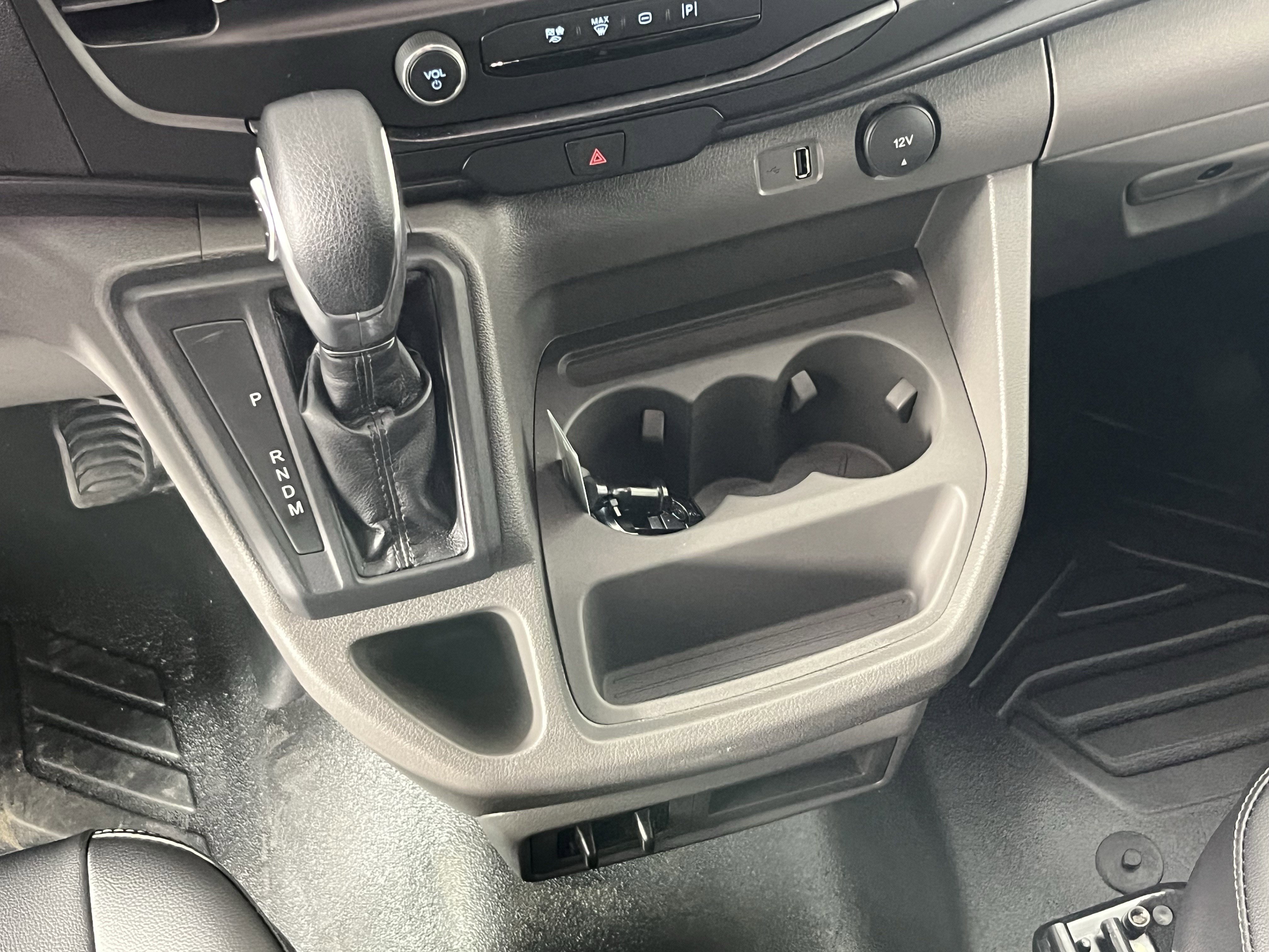 New 2026 Ford Transit 250 148 Medium Roof Extended AWD image 18
