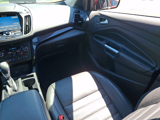 Used 2019 Ford Escape Titanium AWD/4WD image 21