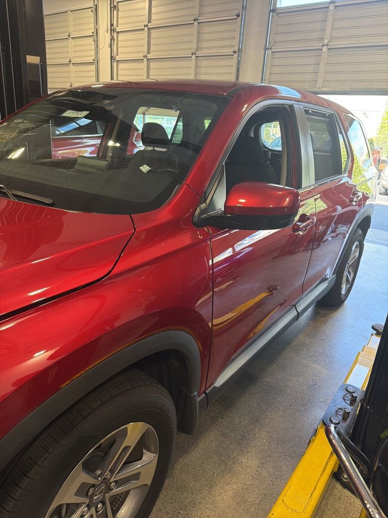 Certified 2025 Honda Pilot EX-L image 2