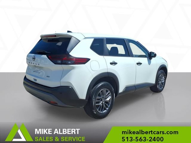 Used 2023 Nissan Rogue S AWD/4WD image 7