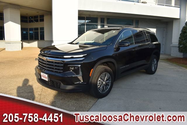 Used 2025 Chevrolet Traverse LT w/ Driver Confidence Package image 5