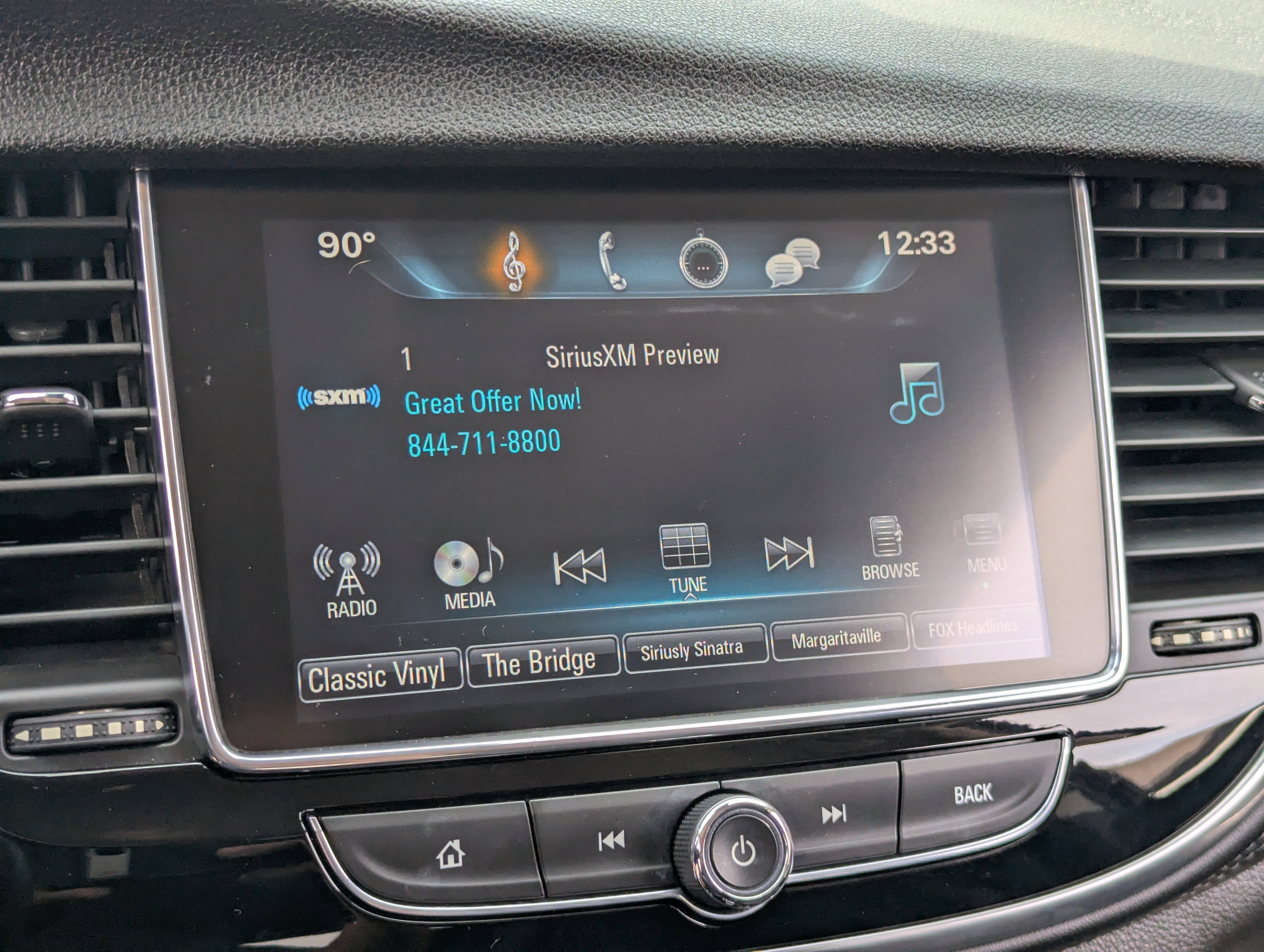 Used 2018 Buick Encore Preferred image 24