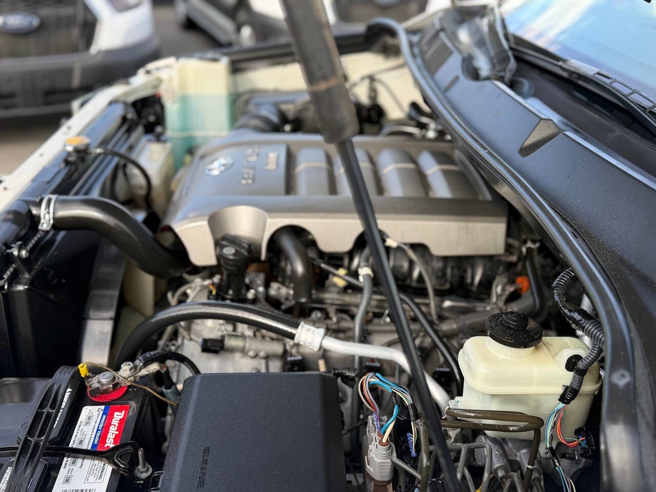 Used 2008 Toyota Sequoia SR5 image 94