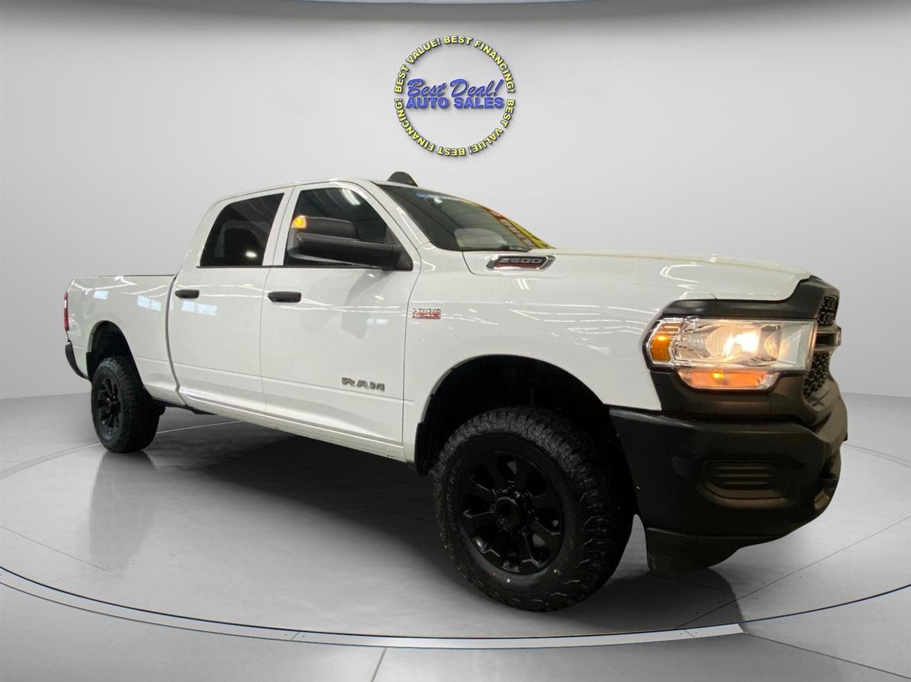 Used 2021 RAM 2500 Tradesman w/ Protection Group AWD/4WD image 9