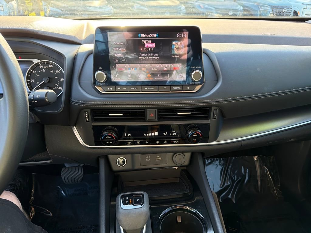 Certified 2023 Nissan Rogue SV image 26