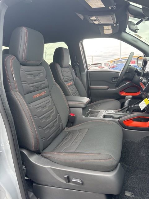 New 2026 Nissan Frontier PRO-4X w/ Pro-4x Convenience Package image 14
