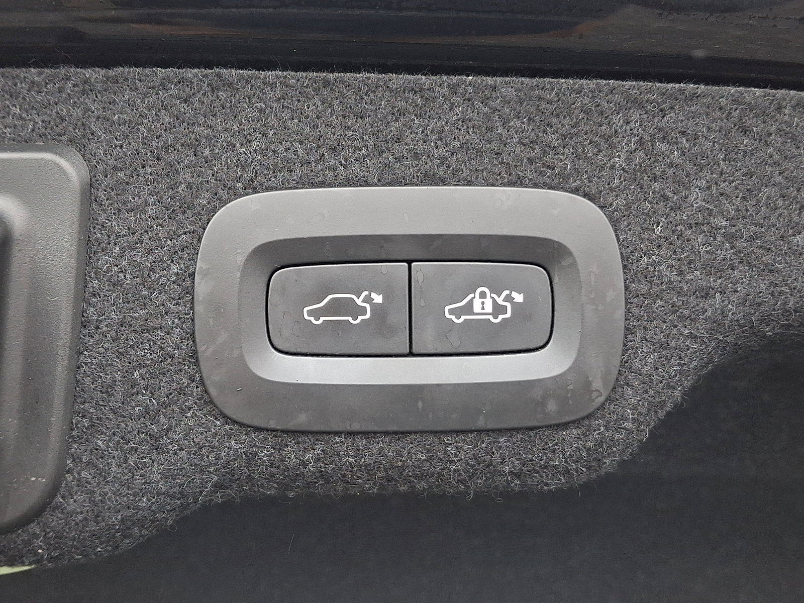 Used 2018 Volvo S90 T5 Momentum w/ Convenience Package image 30