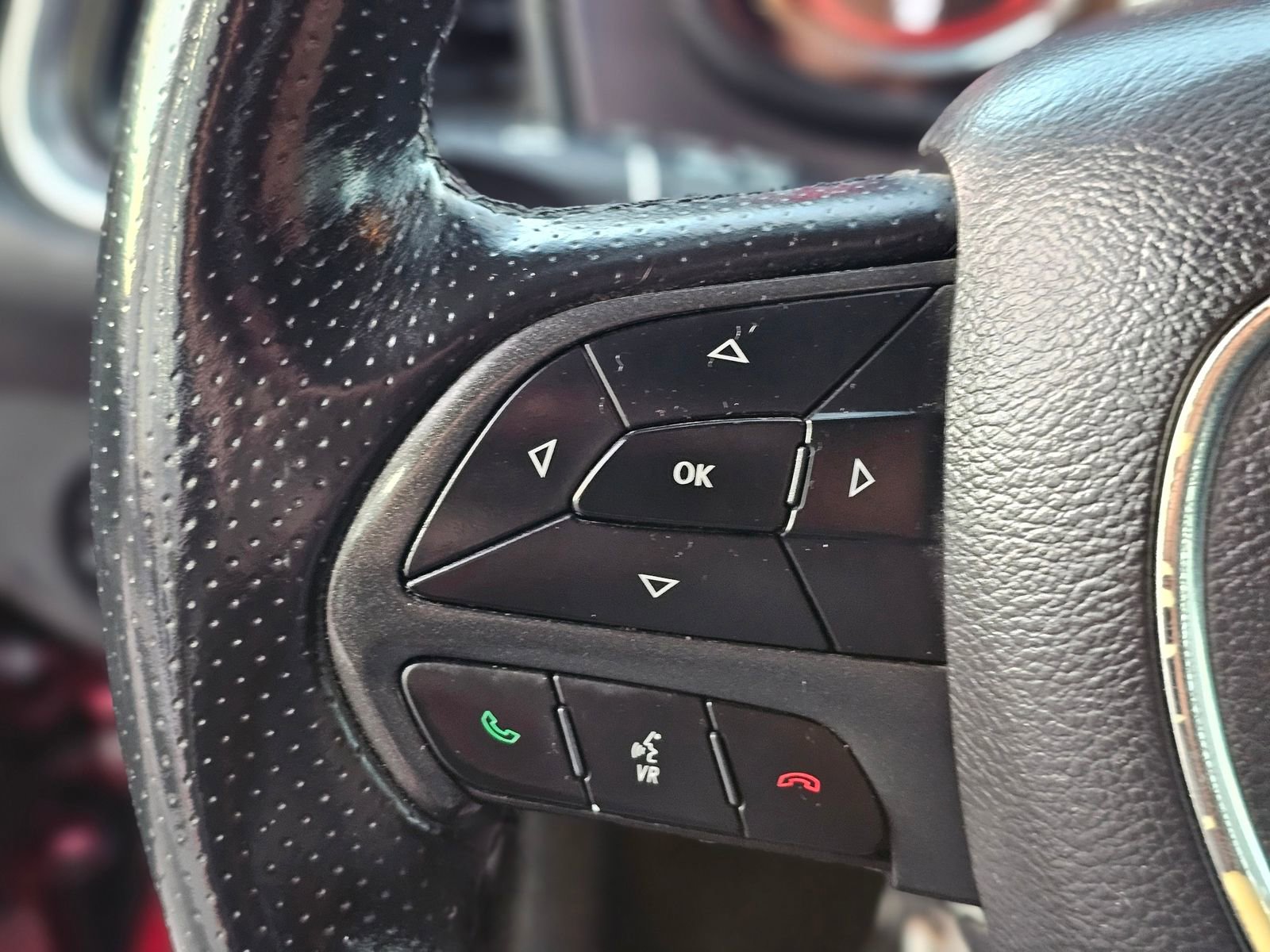 Used 2018 Dodge Challenger R/T image 18