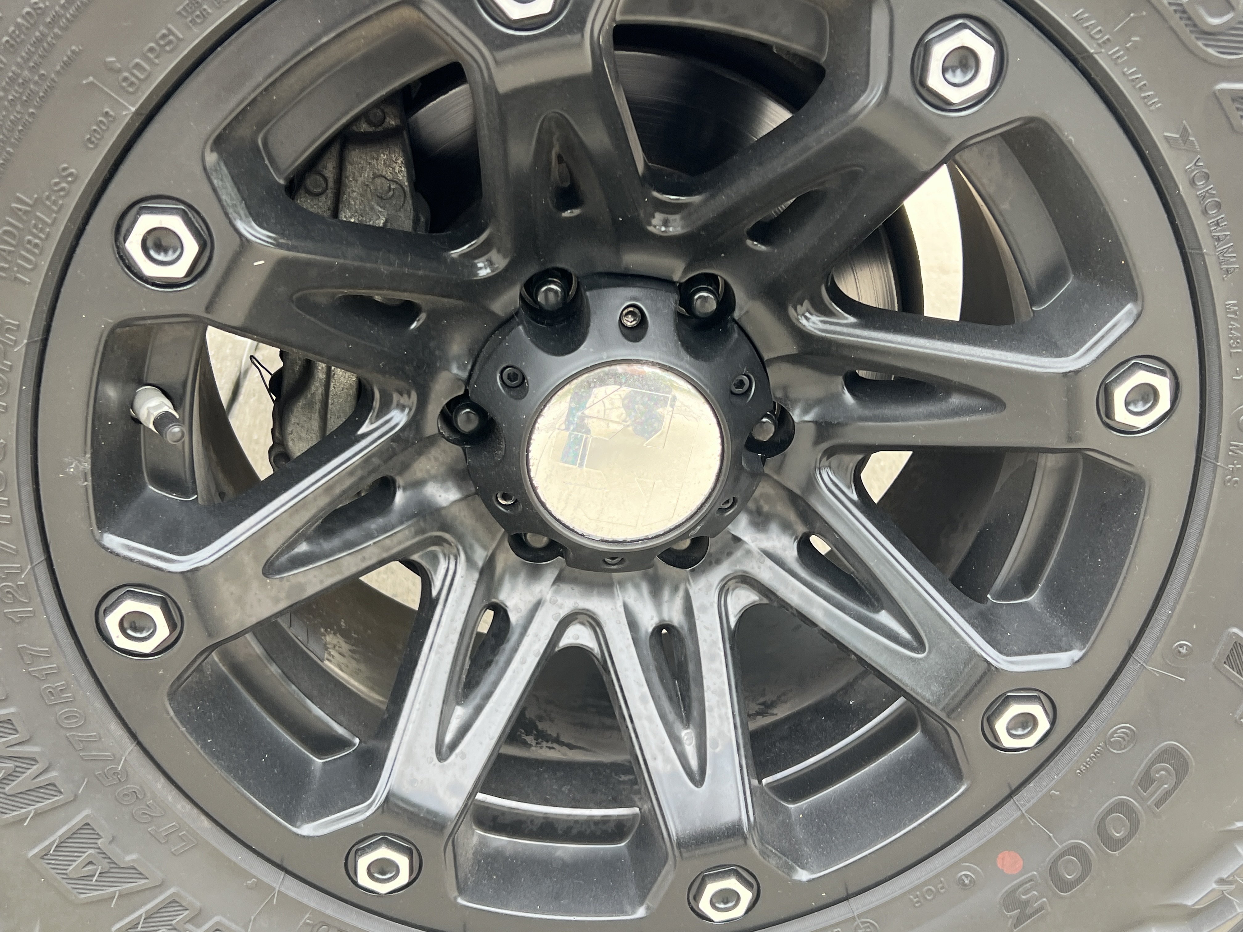 Used 2019 Toyota Tacoma SR5 AWD/4WD image 11