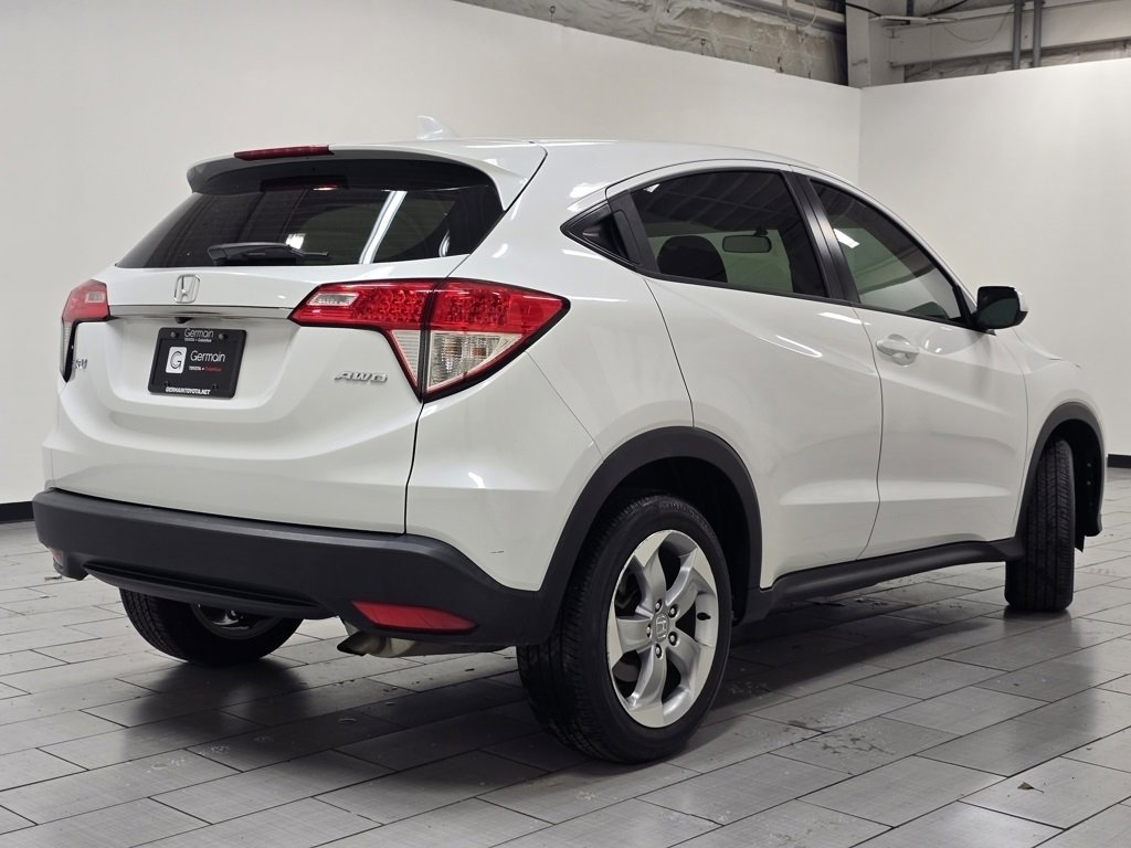 Used 2020 Honda HR-V LX image 16