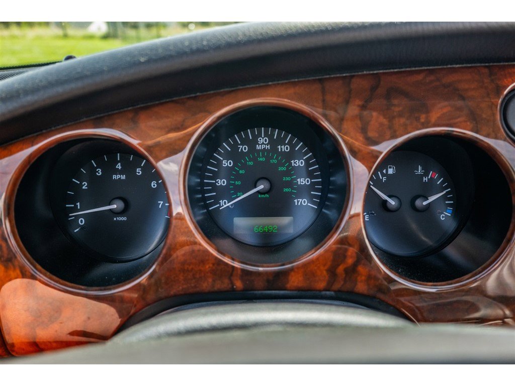 Used 1998 Jaguar XK8 Convertible image 23