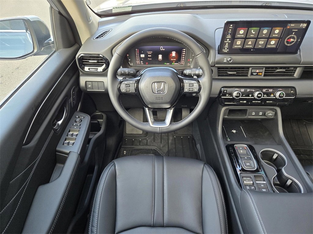 New 2026 Honda Pilot Touring image 13