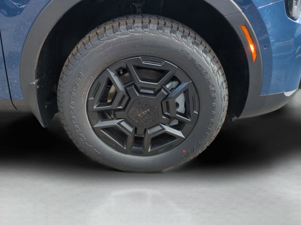 New 2026 Kia Sorento SX Prestige w/ Olive Brown Leather Package image 10