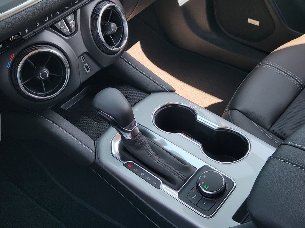 New 2026 Chevrolet Blazer LT w/ Sound & Technology Package FWD image 15