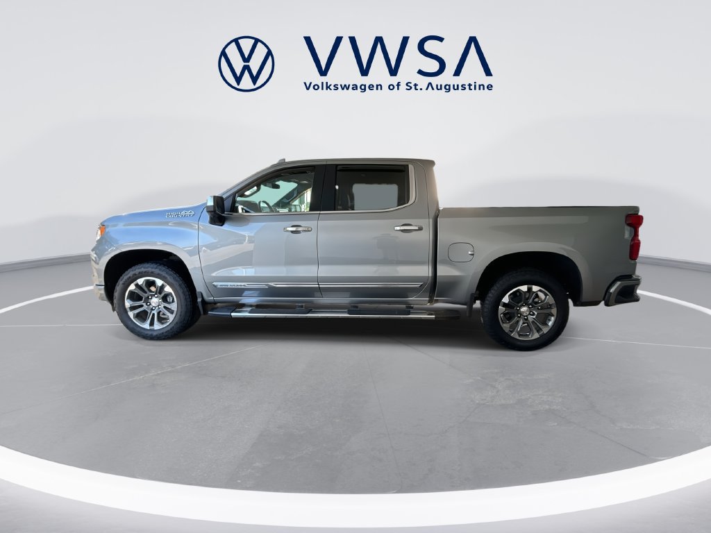 Used 2025 Chevrolet Silverado 1500 High Country AWD/4WD image 4