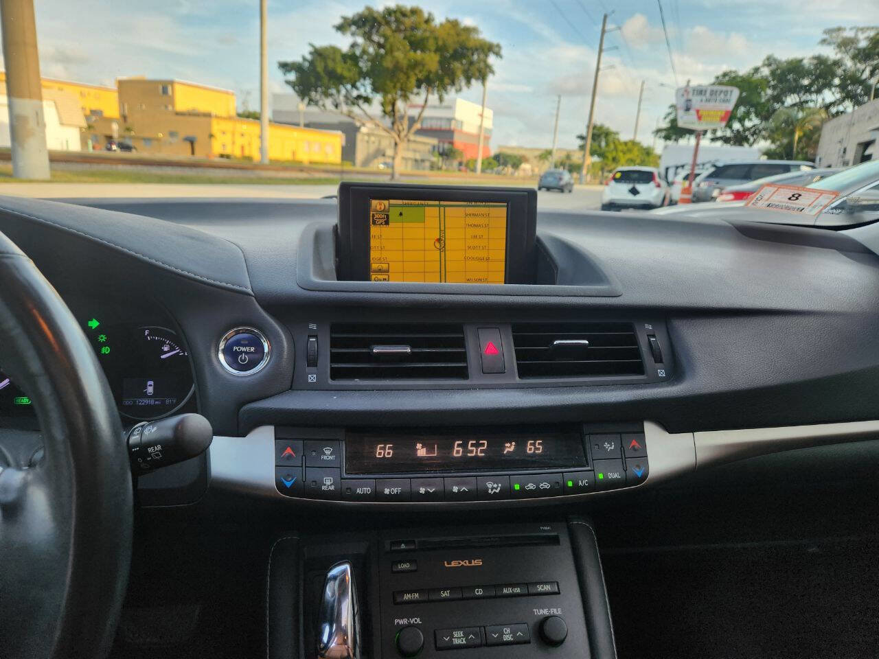 Used 2011 Lexus CT 200h Premium w/ Premium Audio Pkg image 15