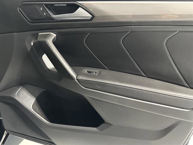 Certified 2024 Volkswagen Tiguan SE R-Line image 36