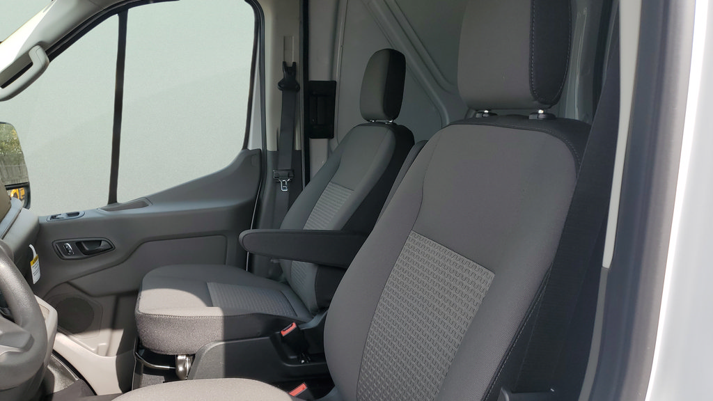 New 2026 Ford Transit 250 148 Medium Roof RWD image 25