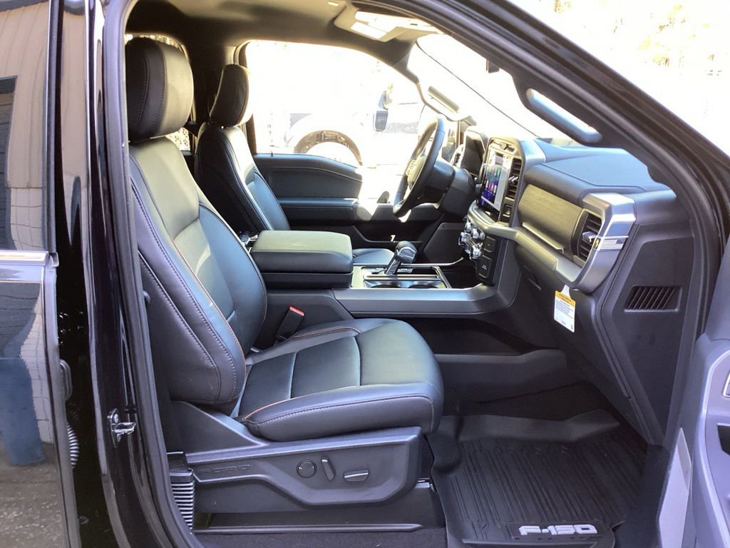 New 2025 Ford F150 Lariat w/ Equipment Group 501A Mid AWD/4WD image 29