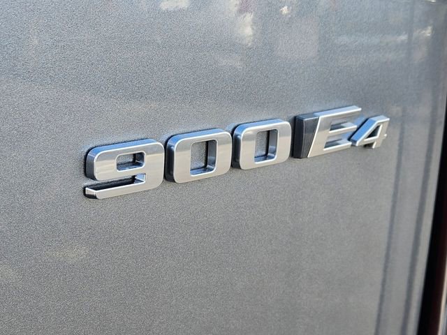 New 2026 Cadillac Vistiq Sport image 17