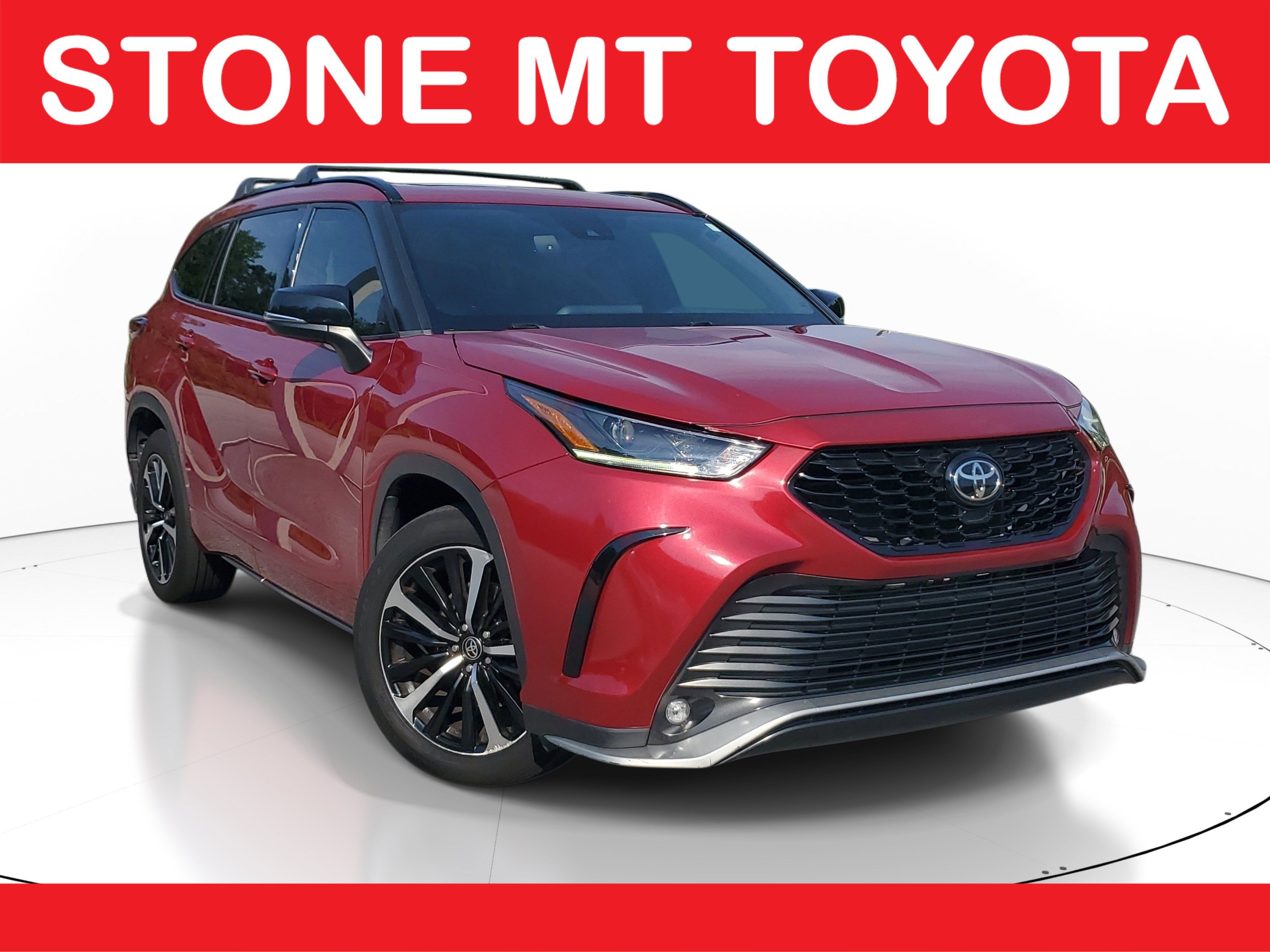 Used 2021 Toyota Highlander XSE AWD/4WD image 1
