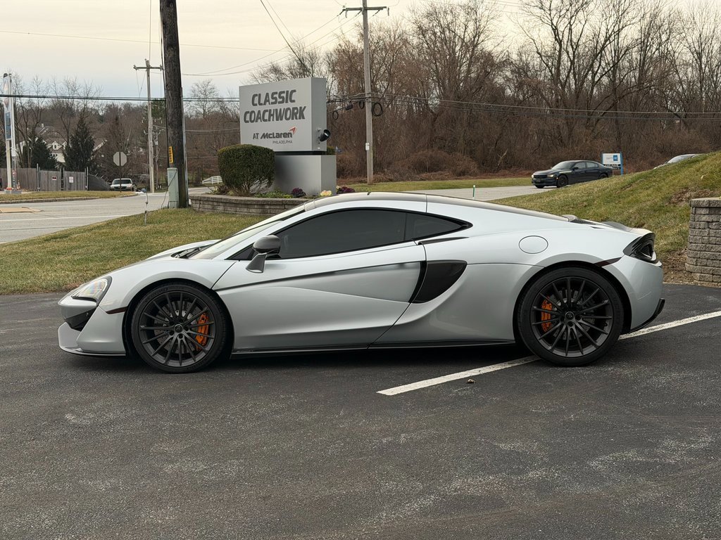 Used 2017 McLaren 570S Coupe image 4