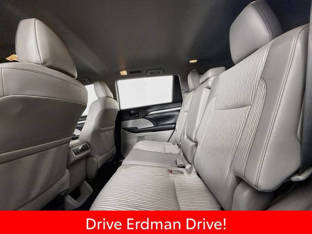 Certified 2018 Toyota Highlander Plus AWD/4WD image 9