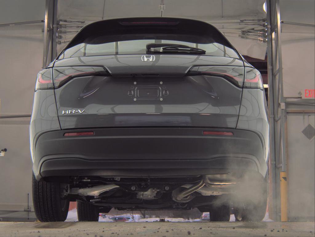 Used 2025 Honda HR-V LX image 6