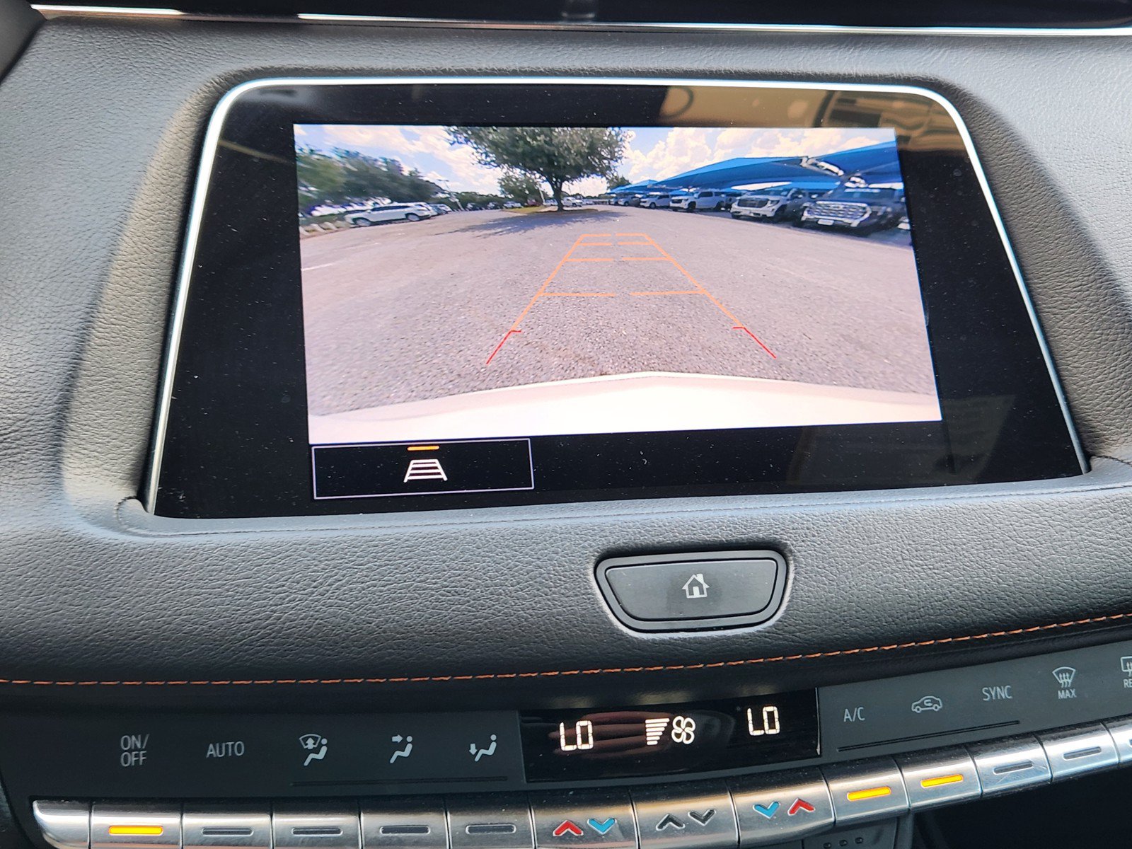 Certified 2023 Cadillac XT4 Sport w/ Cold Weather Package FWD image 8